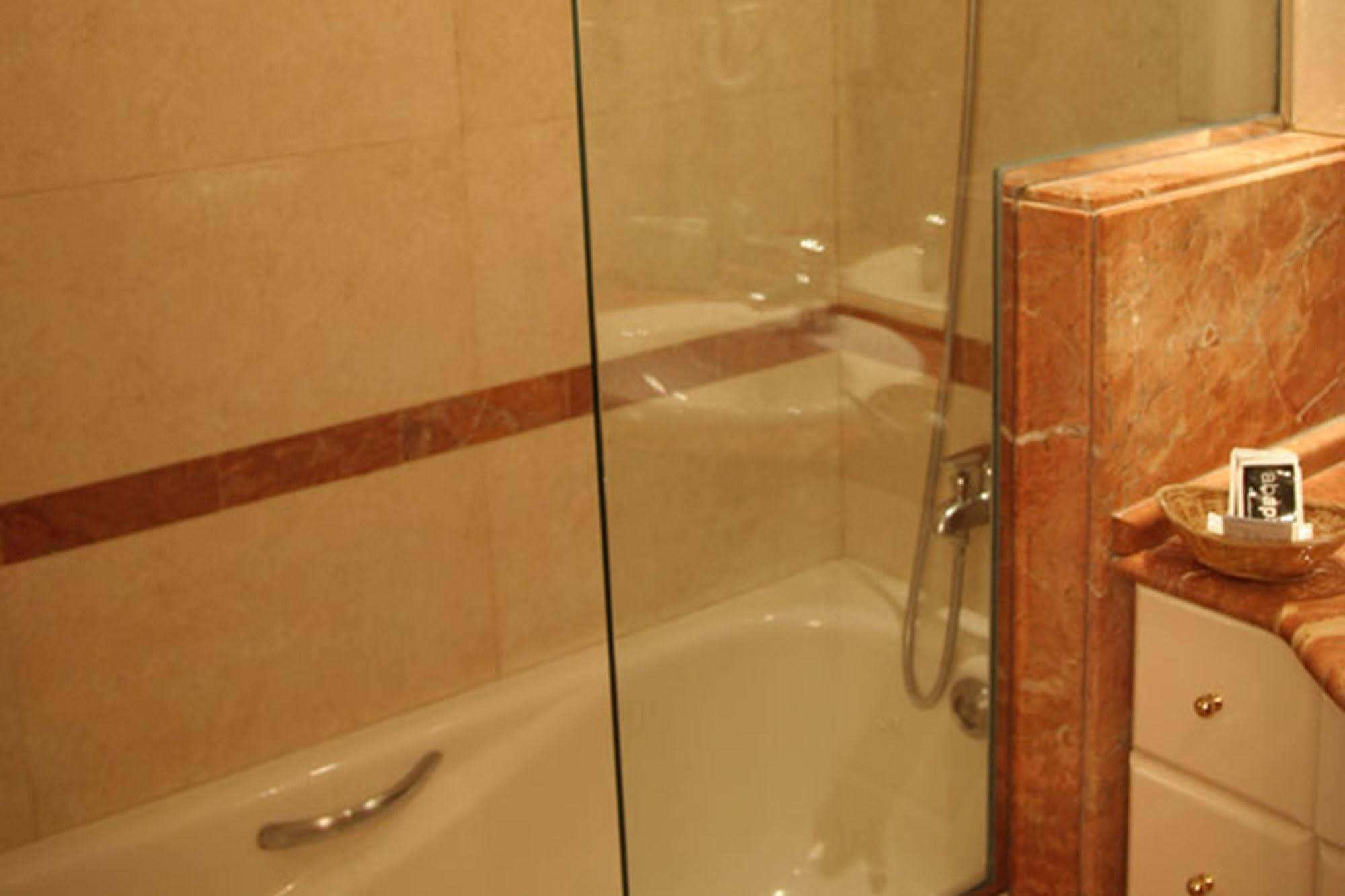 Hotel apartamentowy Marina - Abapart 2*